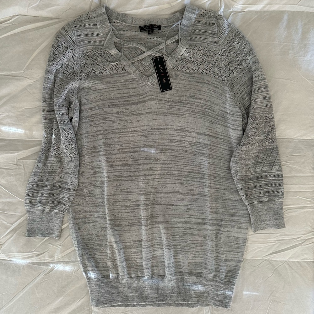 NWT light sweater